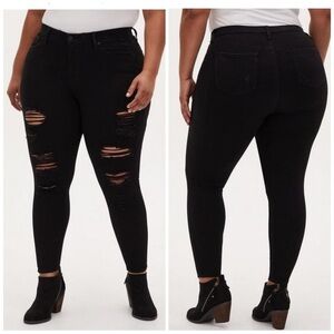 Torrid jeans black distressed Sky High Skinny Premium Stretch High Rise size 16